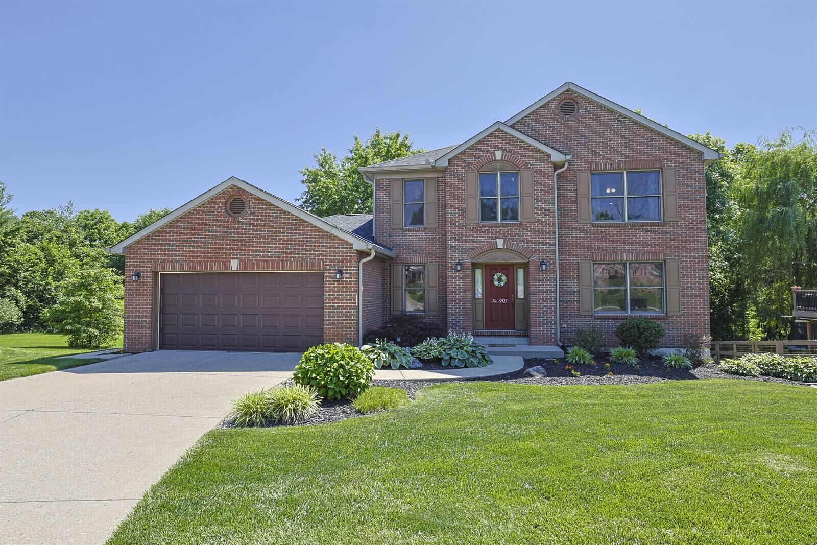 Property Photo:  8427 Stratford Court  KY 41042 
