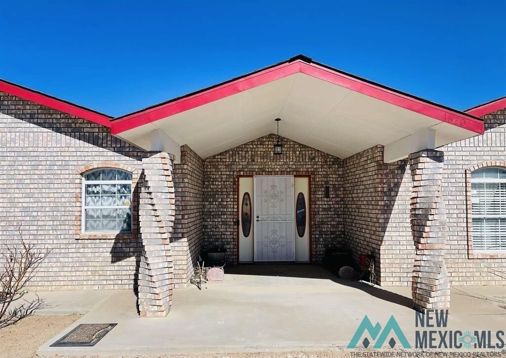 Property Photo:  1620 S. Iron Street  NM 88030 