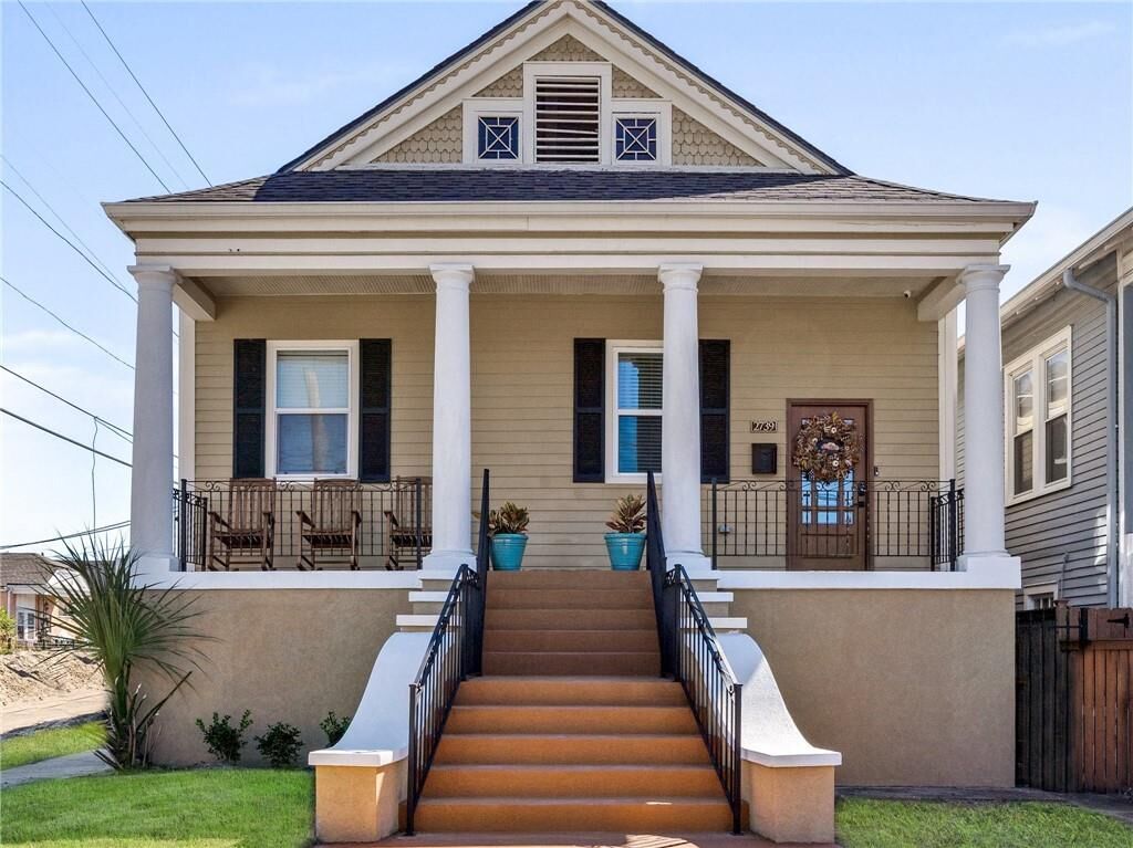 Property Photo:  2741 Bruxelles Street  LA 70119 