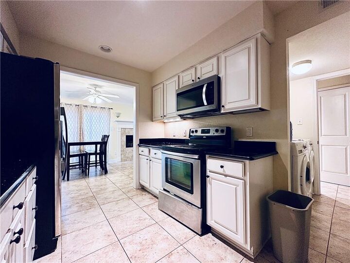 Property Photo:  121 10th Street  LA 70124 