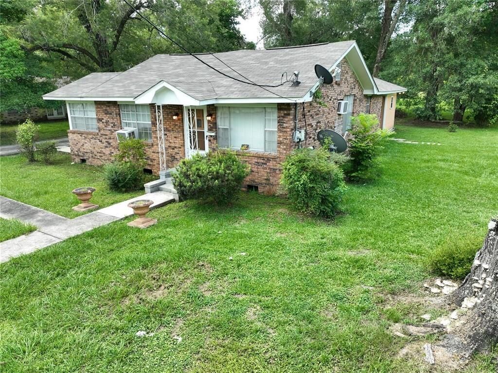 Property Photo:  507 W Martin Luther King Street  LA 70422 