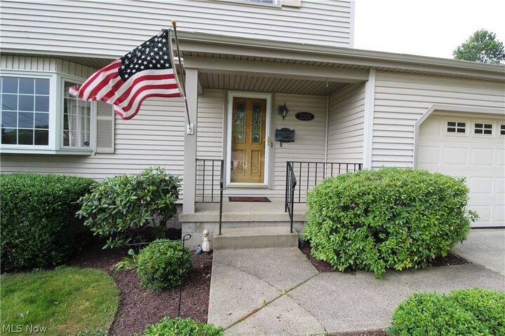 Property Photo: 2329 Venloe Drive OH 44514