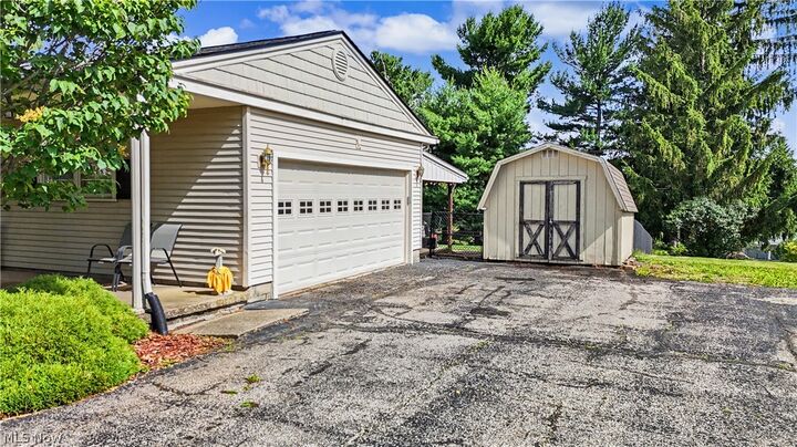 Property Photo: 562 Fuhrer Avenue OH 44904