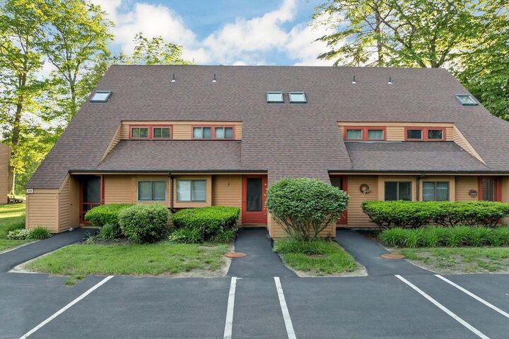 Property Photo:  85 Fairway Drive  NH 03217 