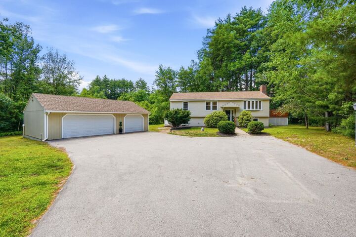 Property Photo: 632 Raymond Road NH 03036