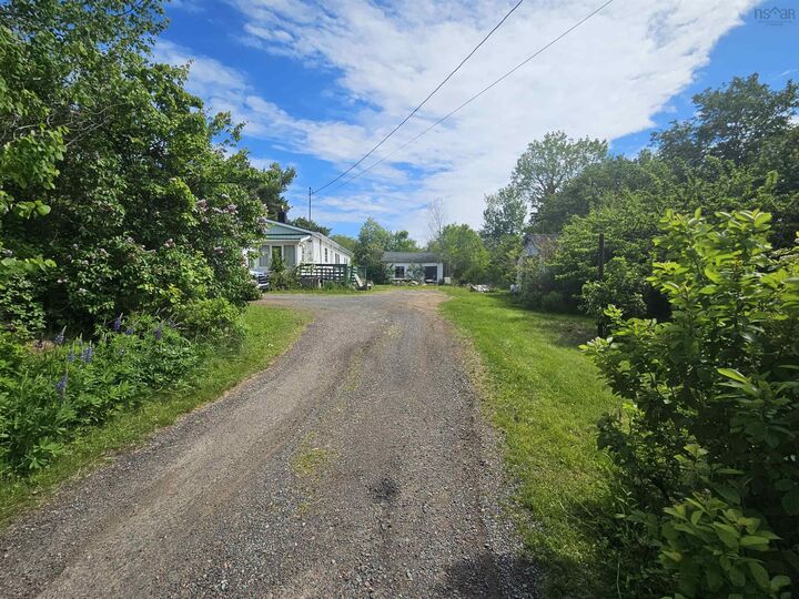 Property Photo: 11371 6 Highway NS B0K 1L0