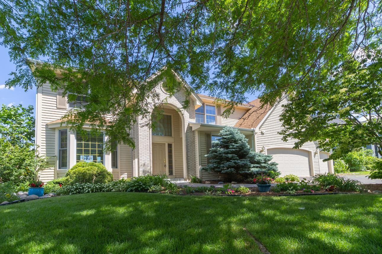 Property Photo: 3440 Zircon Lane N MN 55447