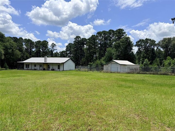 Property Photo: 1542 Vz County Road 4207 TX 75103