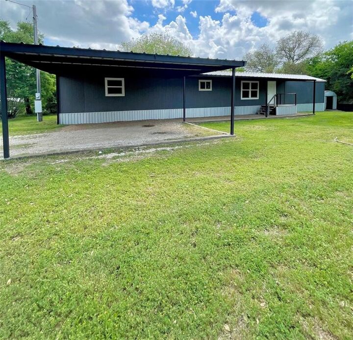 Property Photo:  433 Capricorn Drive  TX 76049 