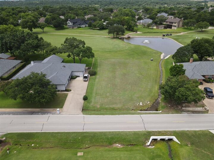Property Photo: 8812 Bellechase Road TX 76049