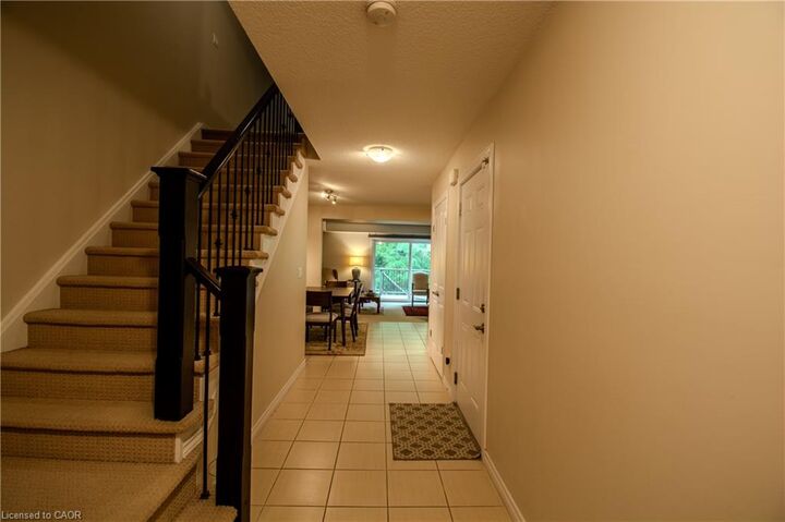 Property Photo:  635 Saginaw Parkway 10  ON N1T 0C1 