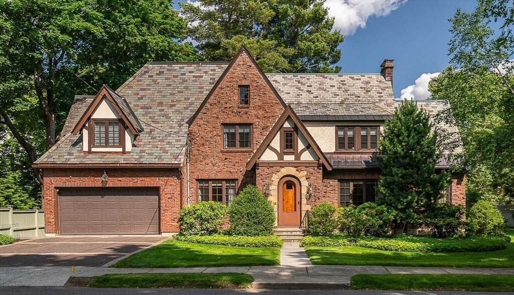 Property Photo:  14 Homestead  MA 02468 