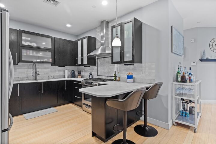 Property Photo: 152 Old Colony 9 MA 02127