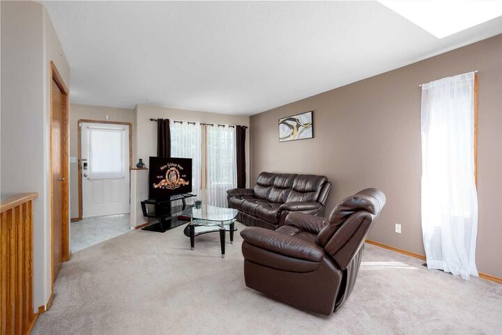 Property Photo: 55 Edgewood Drive AB T4V 4Z3