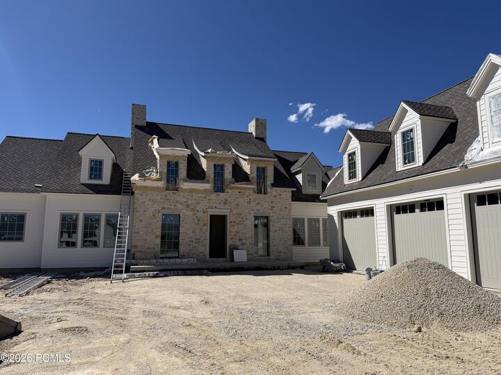 Property Photo: 866 S Saddle Creek Lane UT 84049