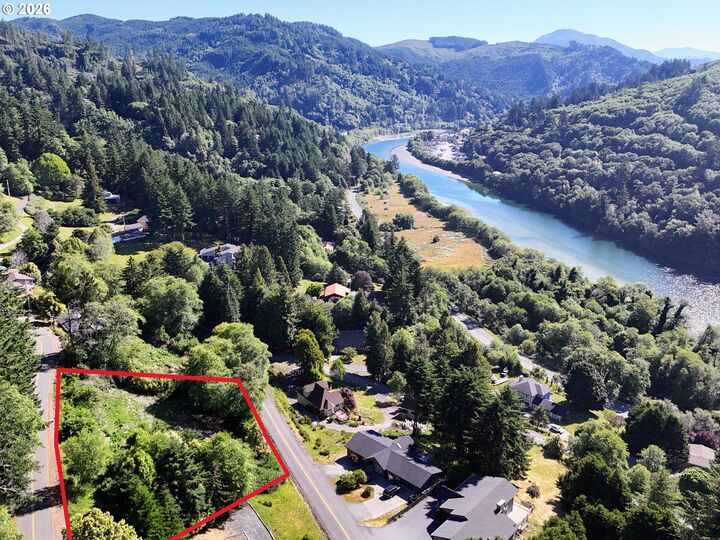 Property Photo: 00 Thompson Rd OR 97415