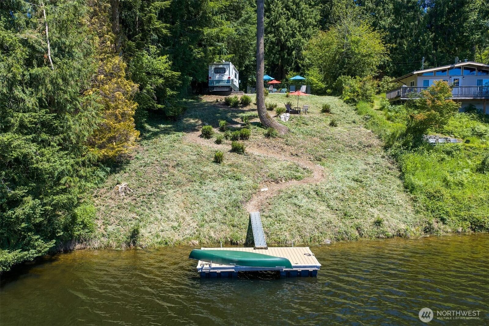 Property Photo: 19725 330th Avenue NE WA 98019
