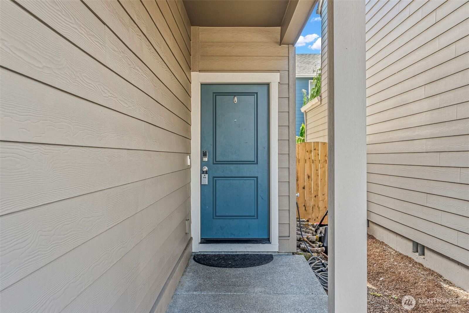 Property Photo: 11326 NE 23rd Street WA 98684