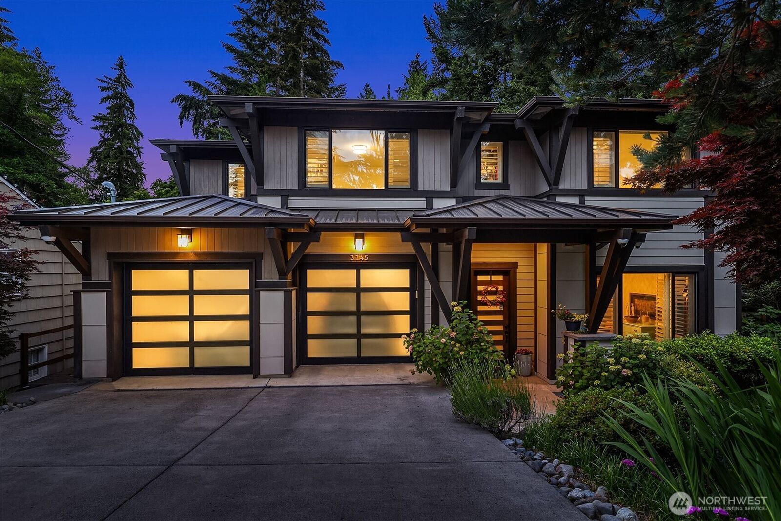 Property Photo: 3745 88th Avenue SE WA 98040