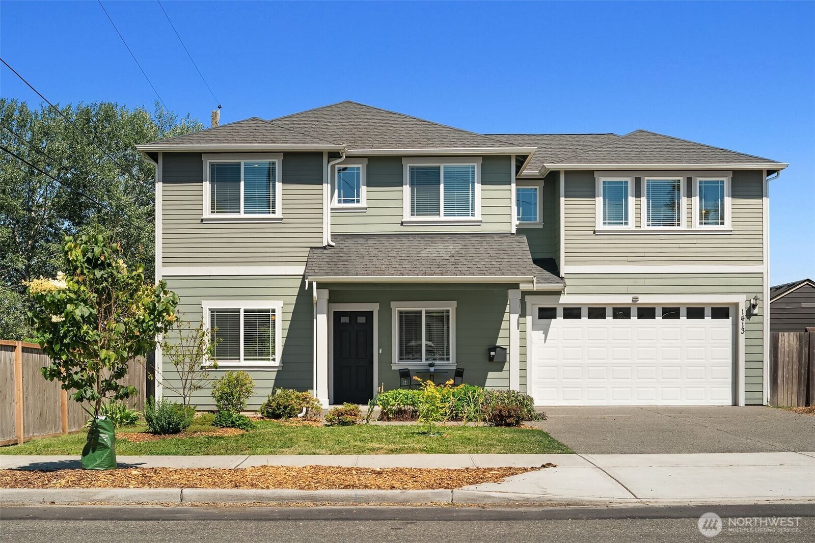 Property Photo: 1413 S Prospect Street WA 98405