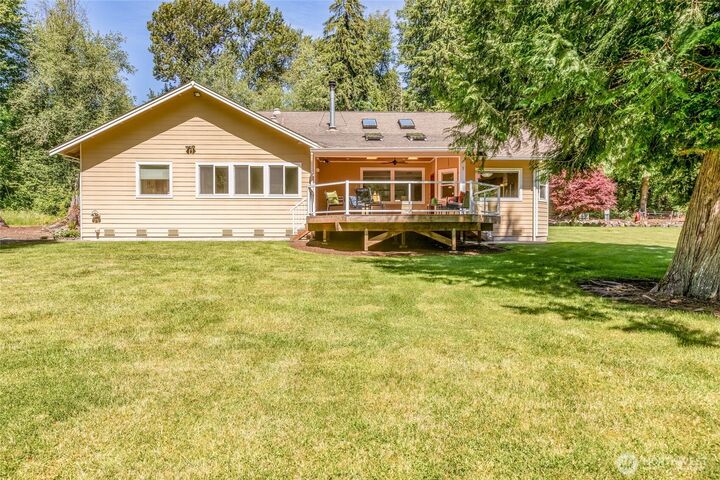 Property Photo:  4021  142nd Avenue NE  WA 98258 