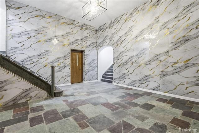 Property Photo:  3295 Rochester Street 3  MI 48206 