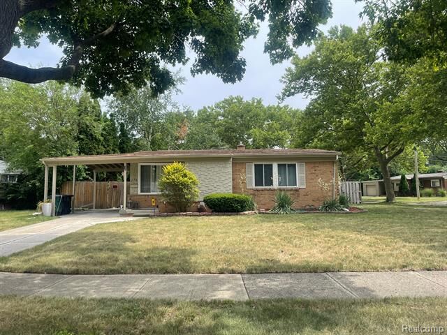 Property Photo: 15341 Marlow Corner N MI 48237