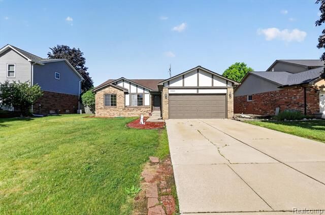 Property Photo: 43325 Nebel Trail MI 48038