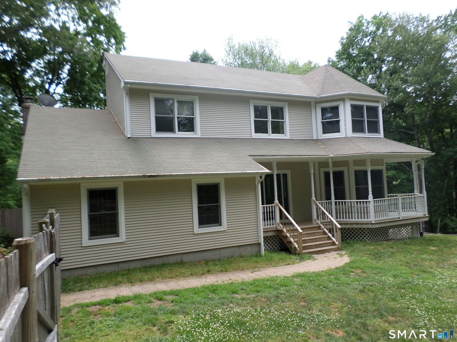 Property Photo:  48 Brookview Circle  CT 06040 