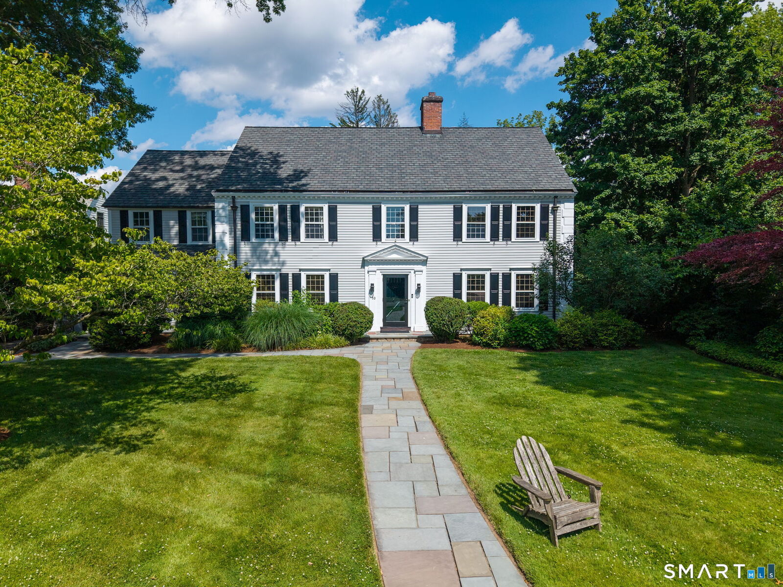 Property Photo: 10 Colony Road CT 06117