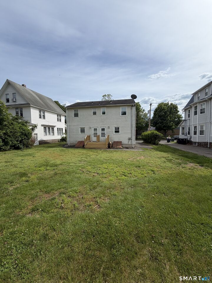Property Photo: 61 Park Circle CT 06460