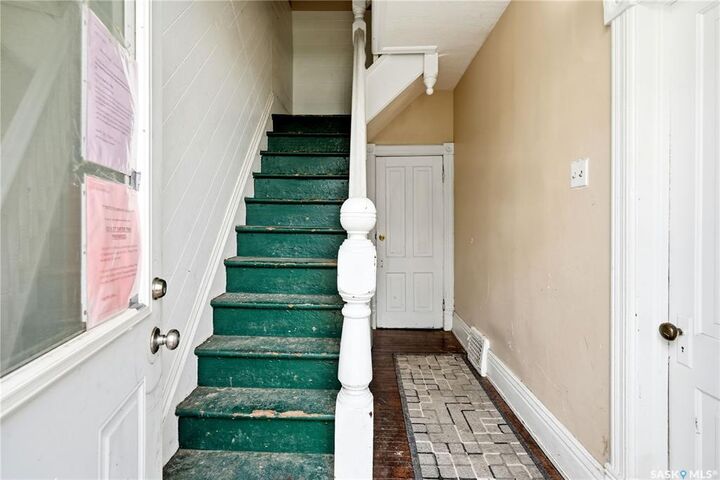 Property Photo:  241 High Street W  SK S6H 1S7 