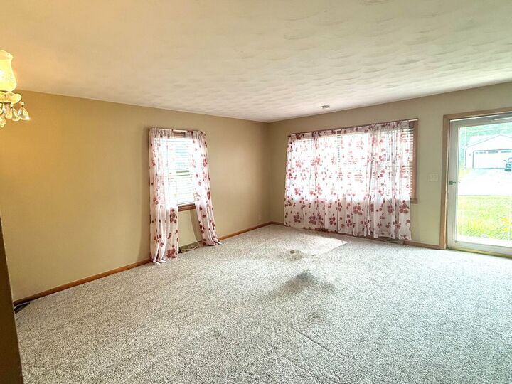 Property Photo: 581 5th St OH 45601