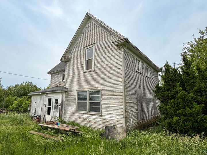Property Photo:  1757 H  Avenue  IA 51638 
