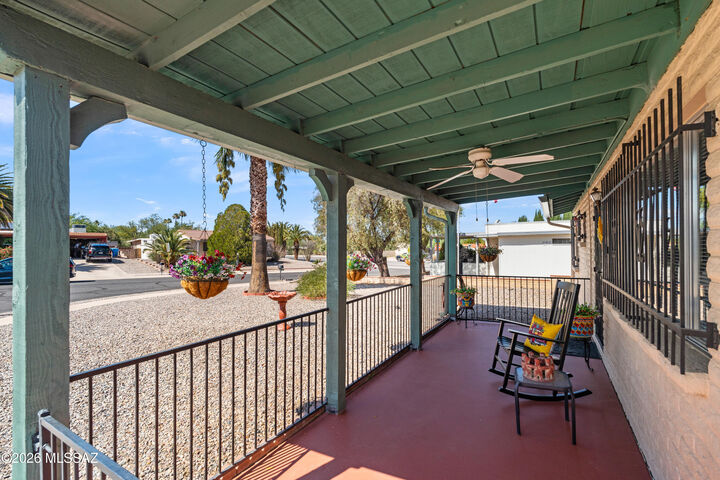 Property Photo:  22 E La Espina  AZ 85614 