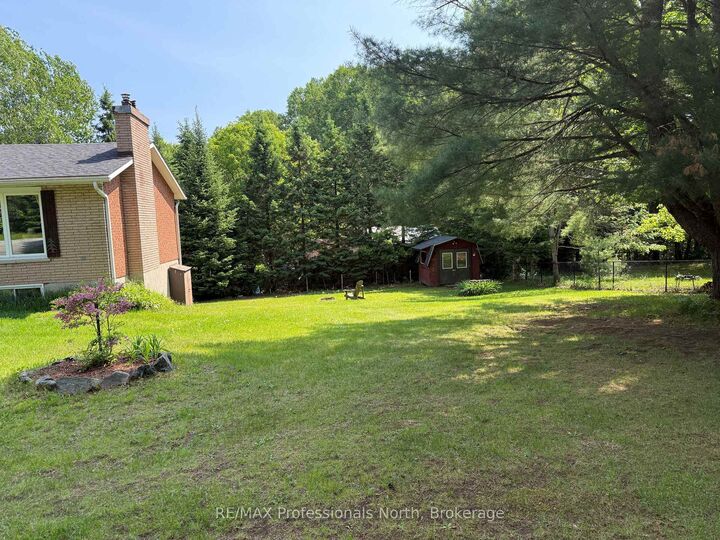 Property Photo: 37 Spruce Drive S ON P0B 1L0