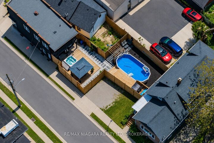 Property Photo: 6043 Main Street ON L2G 6A1