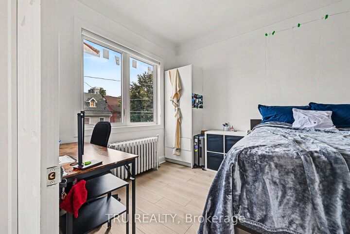 Property Photo: 351 Friel Street ON K1N 7W7