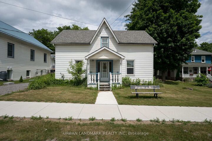 136 St Lawrence Street — photo 1