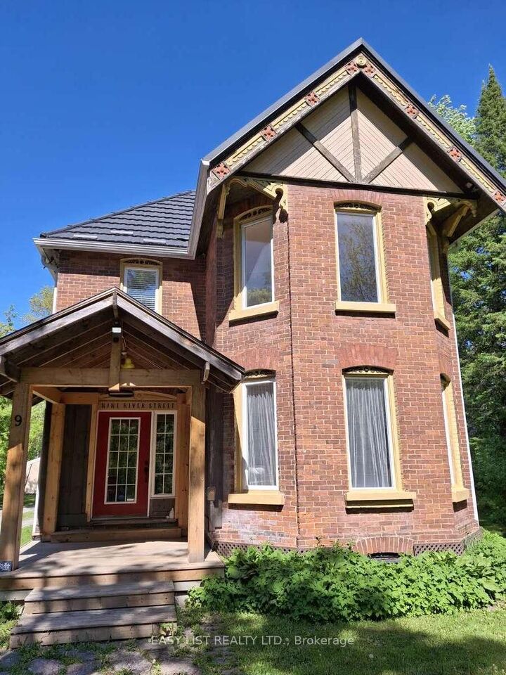 Property Photo: 9 River Street ON L0K 1E0
