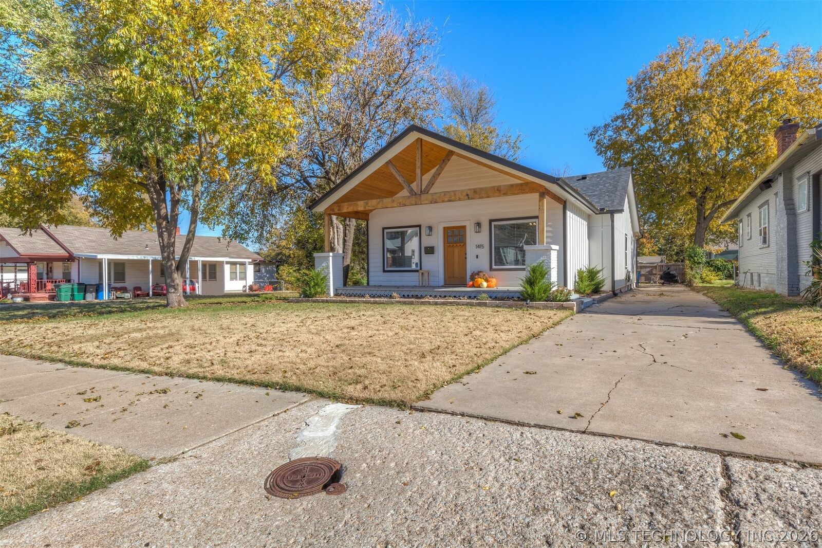 Property Photo: 1415 N Main Street OK 74106