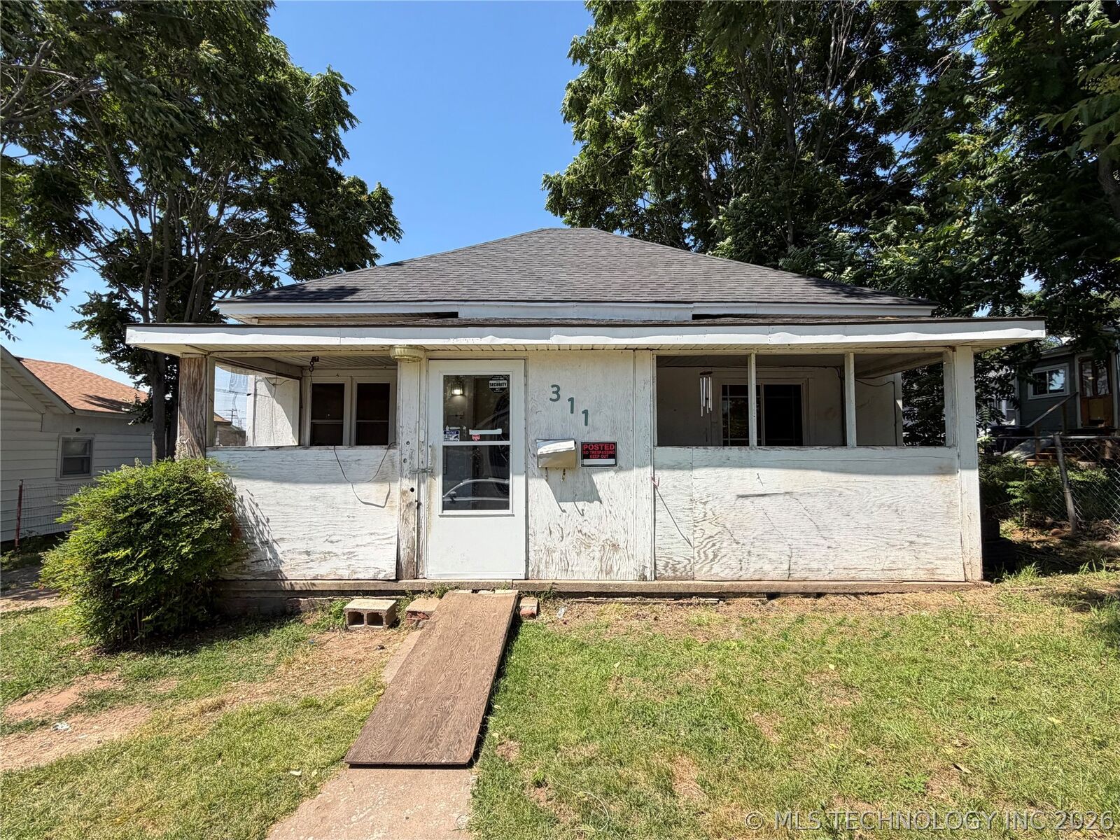 Property Photo:  311 E 4th Avenue  OK 74010 