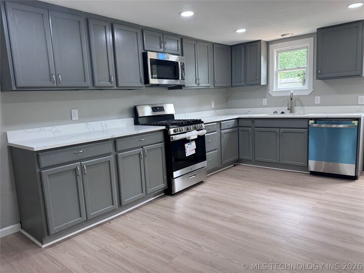 Property Photo:  149 S 7th Street  OK 74454 