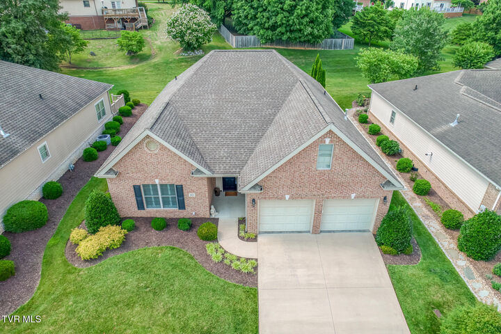 Property Photo: 1023 Waterbrooke Lane TN 37604