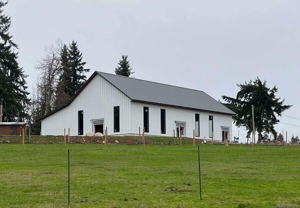 Property Photo: 981 Pratt Rd BC V9K 1W5