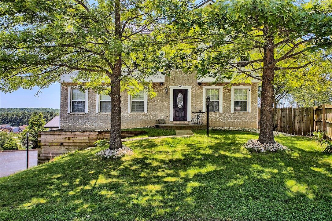 Property Photo: 415 Crossbow Dr PA 15672