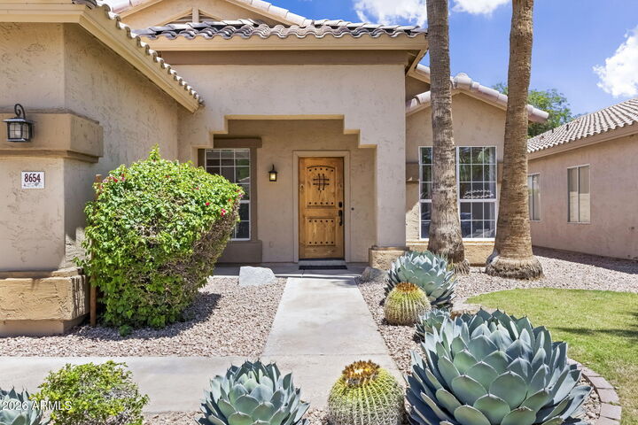 Property Photo: 8654 E Mescal Street AZ 85260