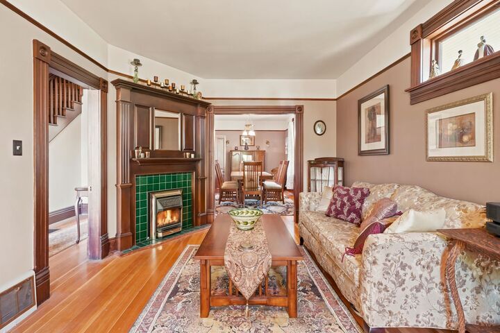 Property Photo: 1010 London Street BC V3M 3B8