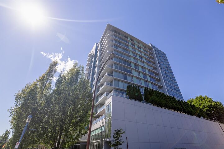 7373 Westminster Highway 1203 — photo 1