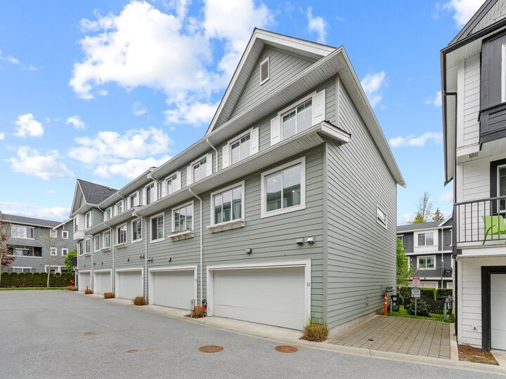 Property Photo: 16323 15 Avenue 11 BC V4A 0C5